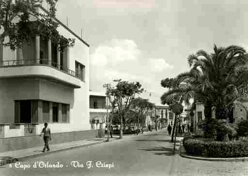 scansione0053.jpg - E' vietata la riproduzione e la diffusione, con qualsiasi mezzo e forma, delle immagini e dei dati contenuti del sito www.capodorlandoweb.it. I contenuti pubblicati sul sito, non possono essere replicati su altri siti web, mailing list, newsletter, riviste cartacee, cdrom/dvd senza la preventiva autorizzazione da parte dei rispettivi proprietari, indipendentemente dalle finalità di lucro.